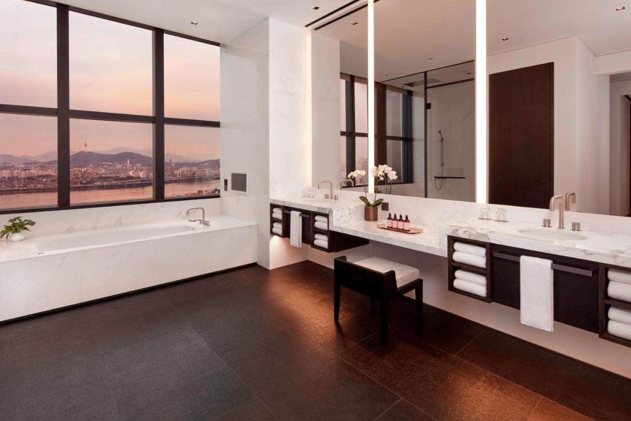Jw Marriott Hotel 5*
